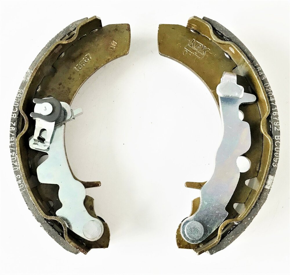 Rear brake shoe kit Calessino 200 - Left - SALE