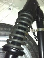 Front coil spring - shock absorber Ape50