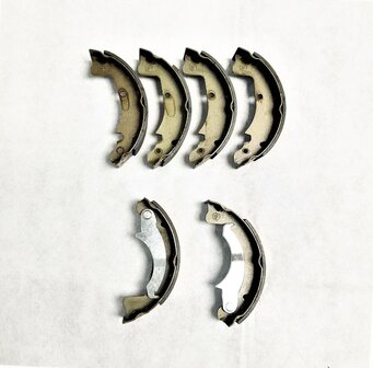 Brake shoe set 10inch. Vespacar P2 + Apecar P501