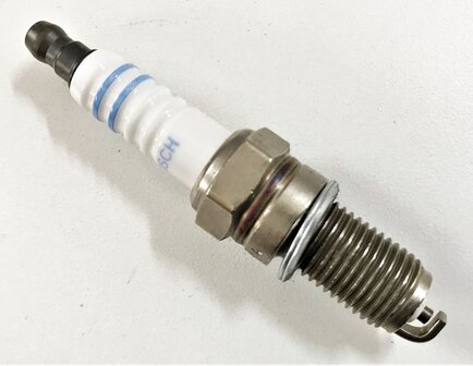 Spark plug Porter Multitech E6 1.3 + Porter NP6 1.5