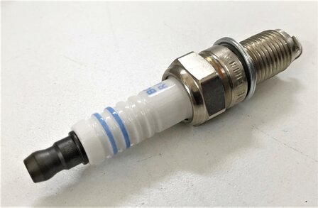 Spark plug Porter Multitech E6 1.3 + Porter NP6 1.5