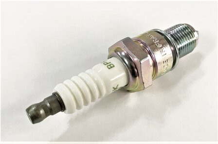 Spark plug Daihatsu / Porter 1.0 1992-1998