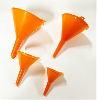 Funnel set of 4 pcs.