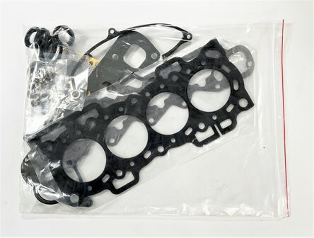 Complete engine gasket kit for Daihatsu / Porter 1.3i