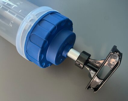 Oil filling syringe 1.5Ltr. for fuel, engine oil, cardan, gearbox