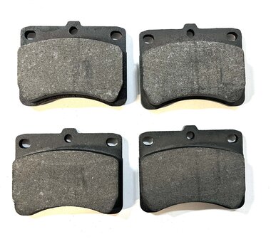 Remblok set Daihatsu / Porter Benzine en Diesel - imitatie