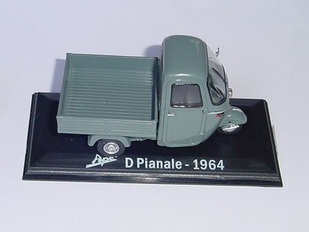 Ape Miniatuur 1:32 - APE D Pianale uit 1964