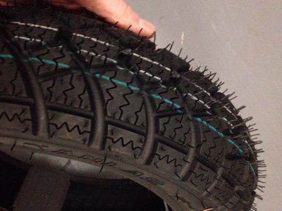 Winter tire 100/90R10 56M Ape50