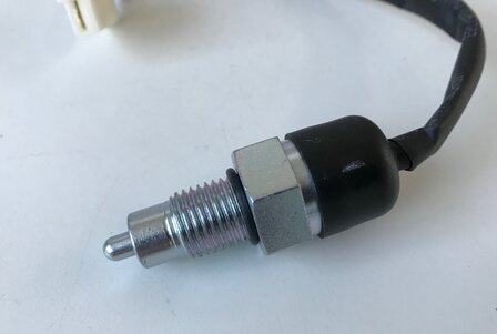 Reverse switch on gearbox Porter Multitech 1.3 E5 + E6 + D120 Diesel 1.2