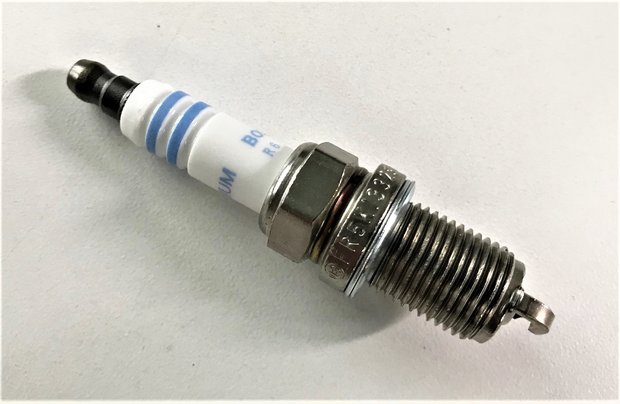 Spark plug DFSK C35 1.5