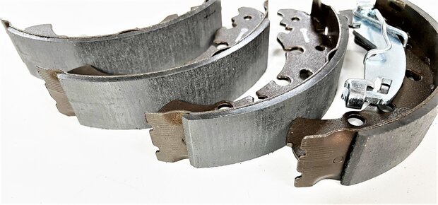 Rear brake shoe set Porter Multitech 1.3 + Porter D120 Diesel 1.2 - imitation