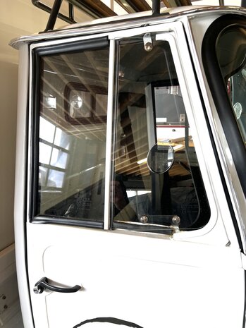 Raamrubber - afdichting klapruitje - universeel Ape Classic + Apecar P501-P601