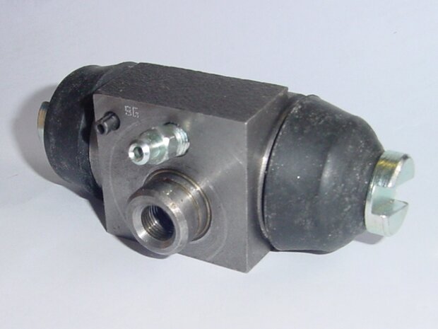 Brake cylinder rear Porter Maxxi - Right