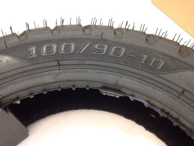 Winter tire 100/90R10 56M Ape50