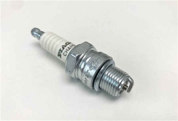 Sparkplug ApeTM + Vespacar P2 + Apecar P501-P601