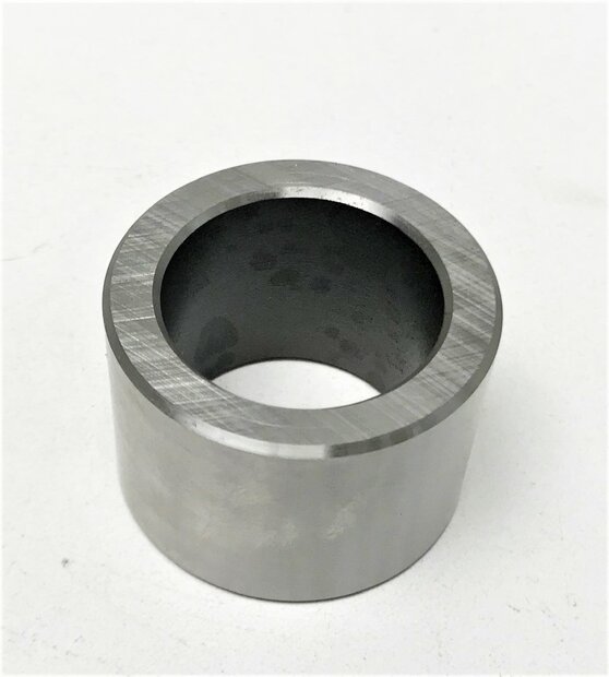 Filling bush / spacer front wheel bearing Daihatsu / Porter