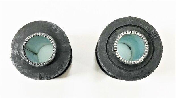 Rubber bussen set 14 en 16mm. Stuurstang tussenarm Daihatsu / Porter