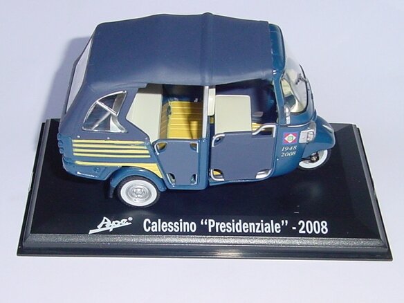 Ape Miniatuur 1:32 - APE Calessino Presidenziale uit 2008